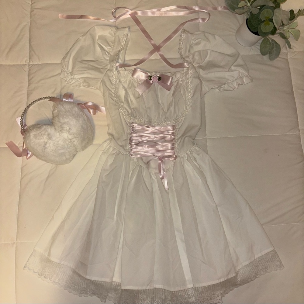 Babydoll boutique white and pink lace trim dress